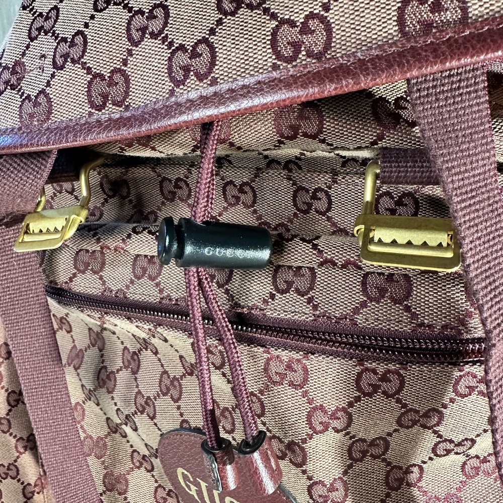 Unisex Gucci backpack - Picture 3 of 16